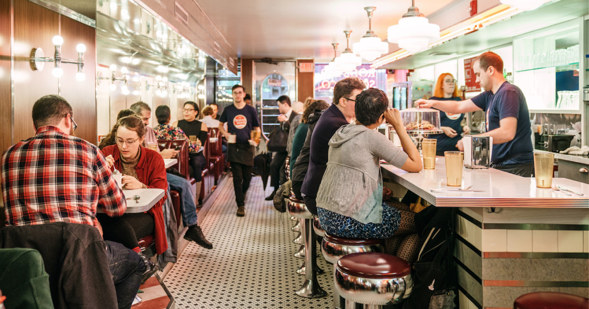 Your Guide to Restaurant Sales Tax (and How to Make It Less Painful) 