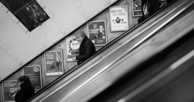 90% of Mobile Marketing Revenue Comes from SMS