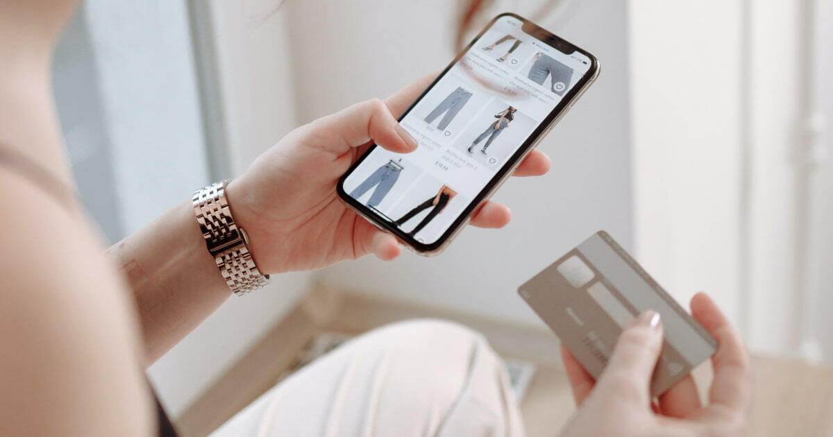 The Guide to Social Commerce & Influencer Partnerships