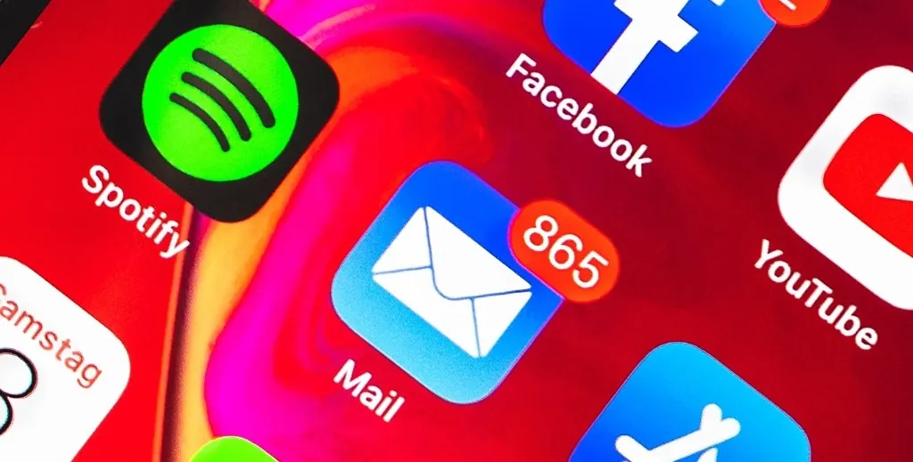 iOS 16 Mail Gets a Serious Upgrade: Is it the Best Email App?