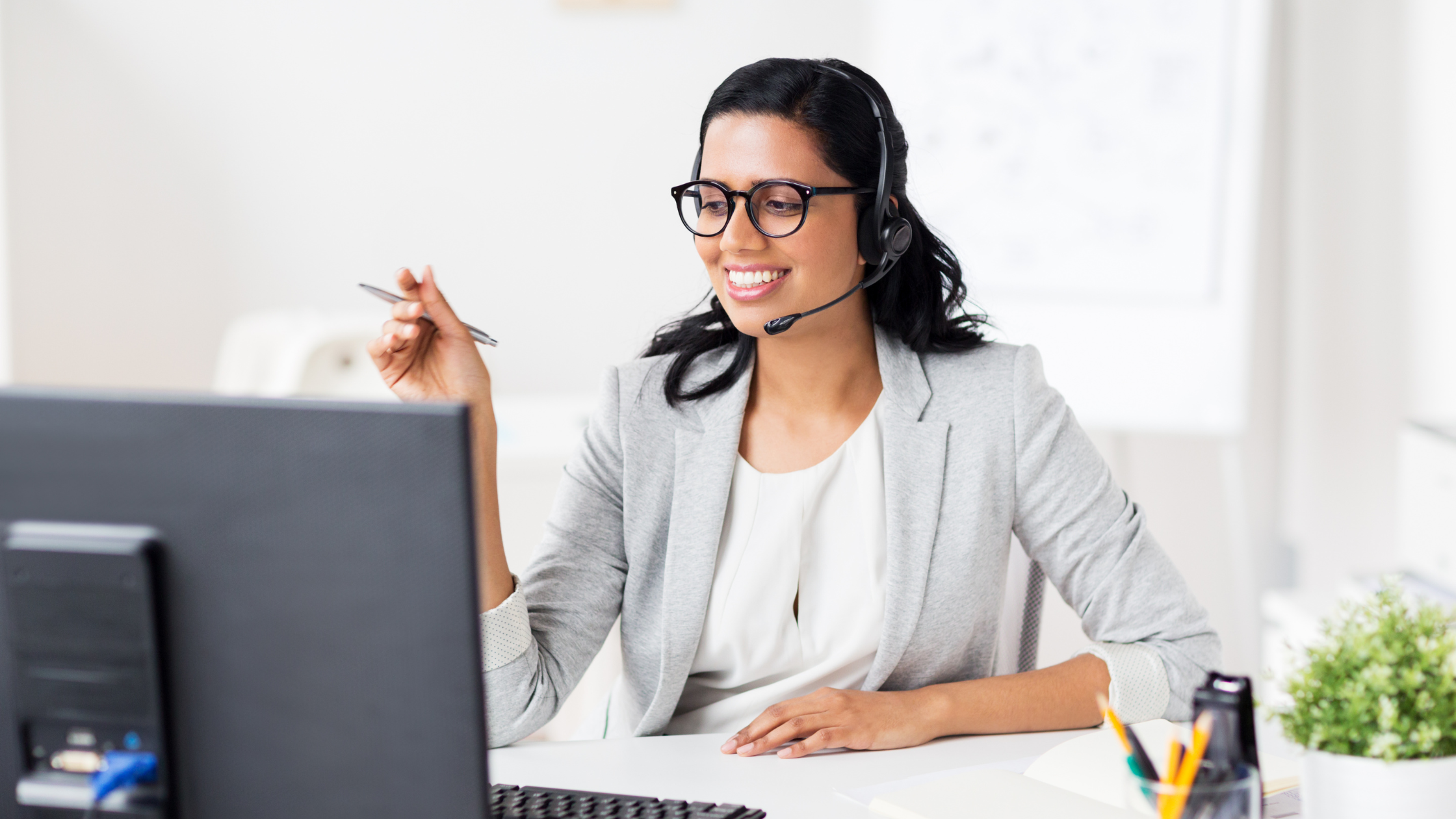 What Is a Parallel Dialer and Why B2B Sales Teams Need One