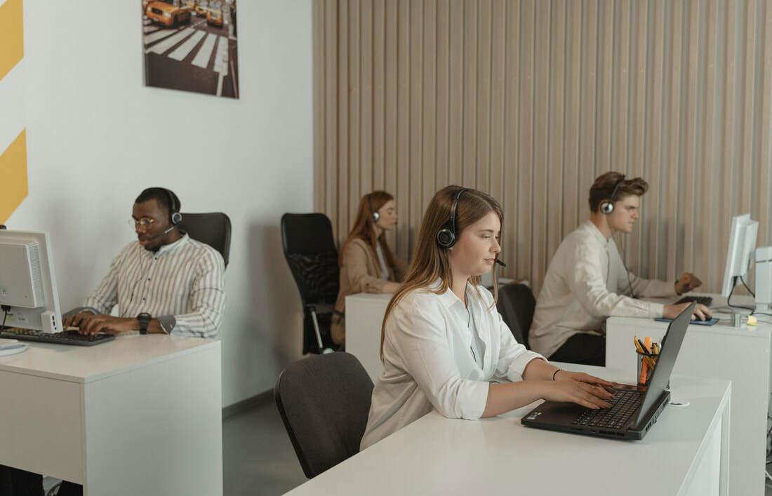 What to Say in Those First 10 Seconds of a Cold Call With Mary Hart of ConnectLeader