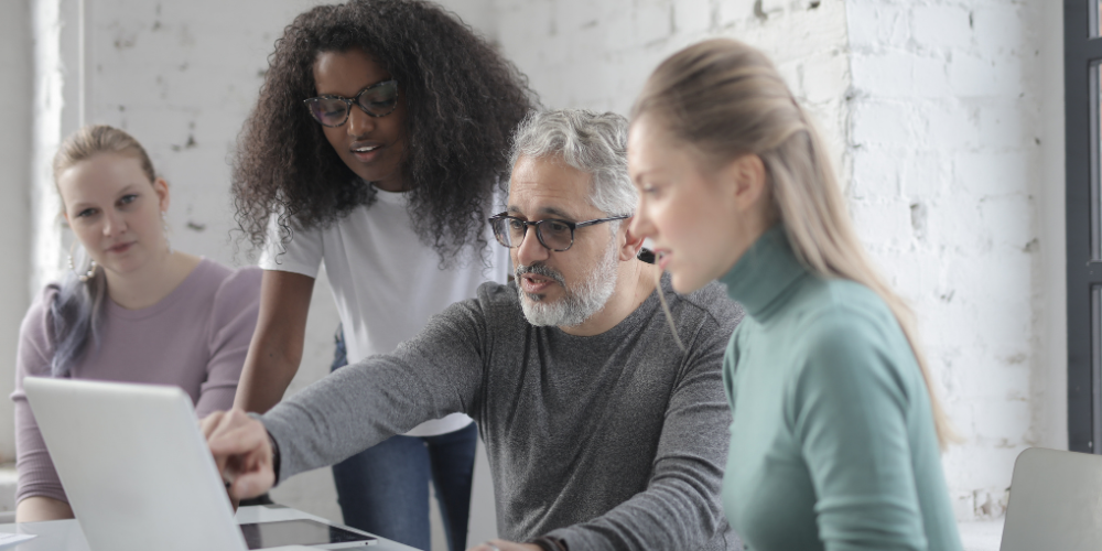 Social Media: The Universal Touchpoint – How Every Stakeholder Engages on Social Platforms