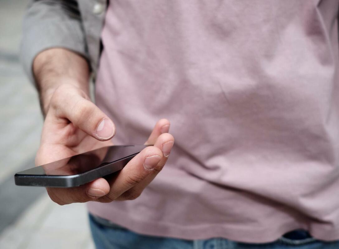 How messaging apps help connect immigrant and diaspora communities