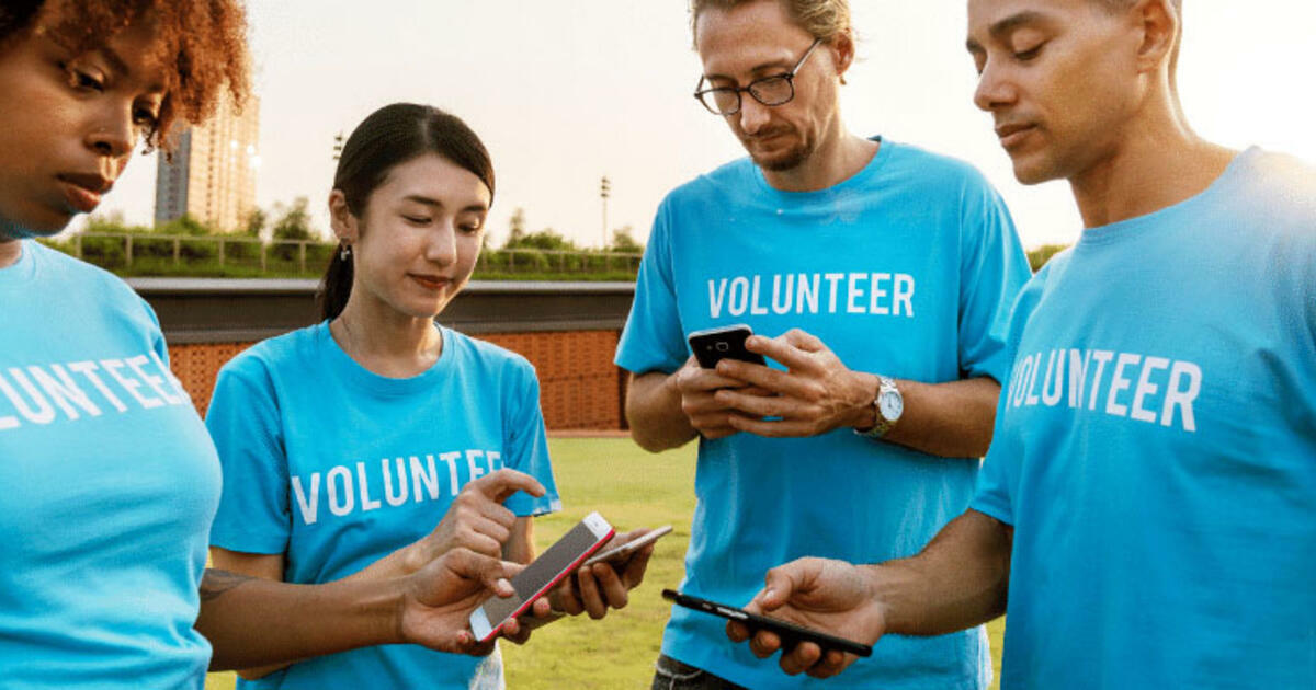 Text Messaging Service for Nonprofits: 5 Crucial Considerations