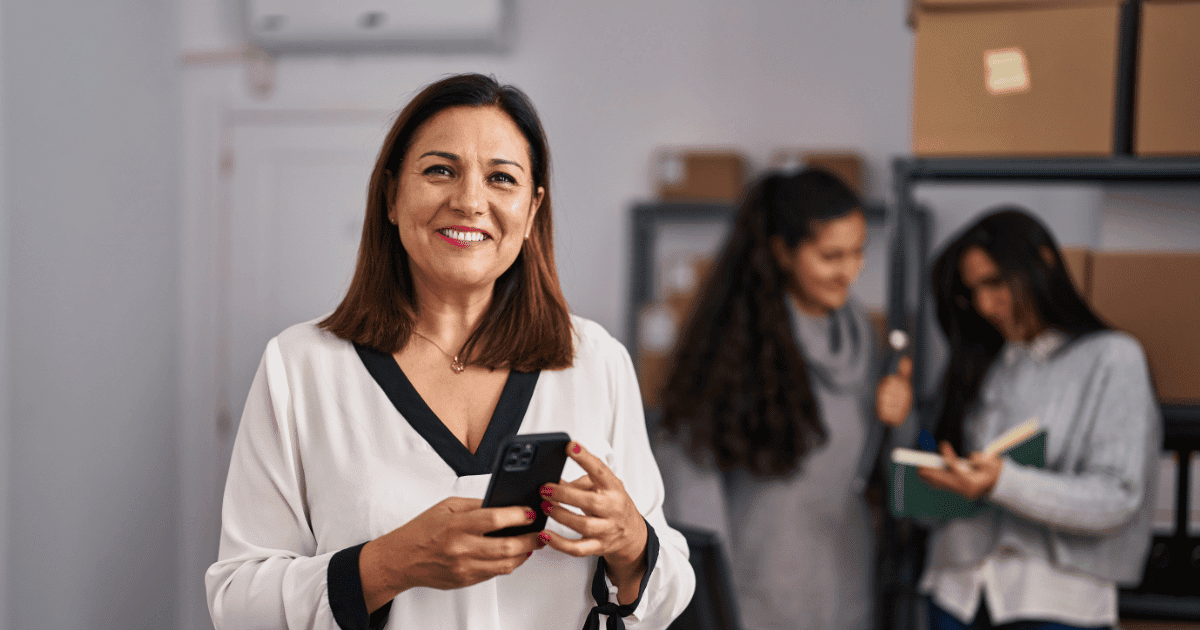 15 Benefits of Using WhatsApp for Business