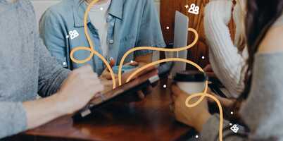 4 expert-approved strategies to grow your audience using LinkedIn