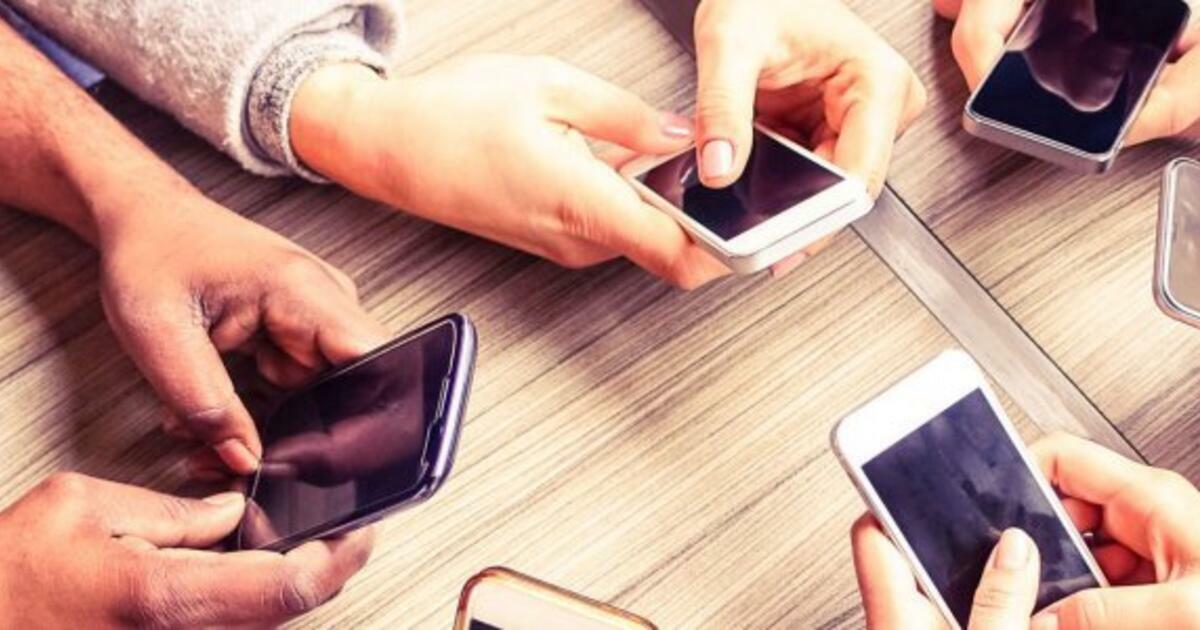 How to Send Business Text Messages Without Annoying Your Customers