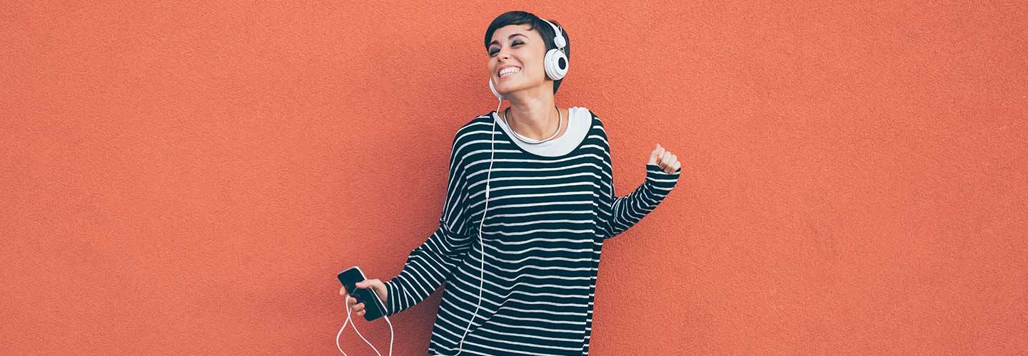 15 Music Tracks for YouTube Intros and Outros