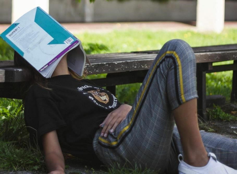 Salespeople don't give a sh*t. Here's what you can do about it