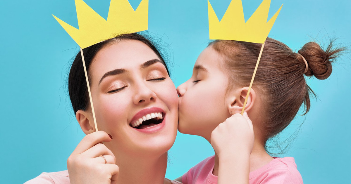 10 Ways to Celebrate Moms This Mother's Day