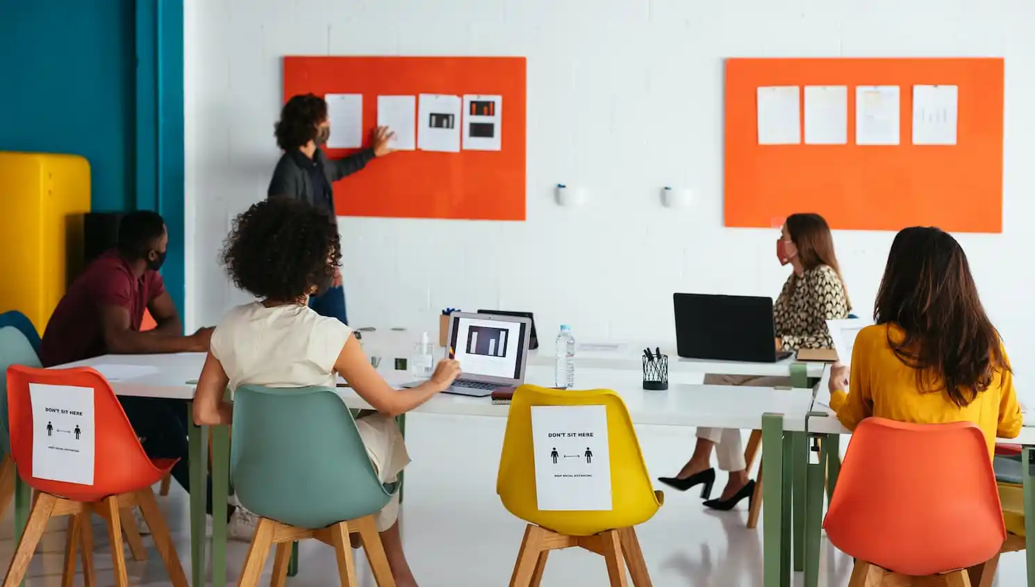 Headless Commerce in 5 Steps – and How To Convince Your Org You Need It