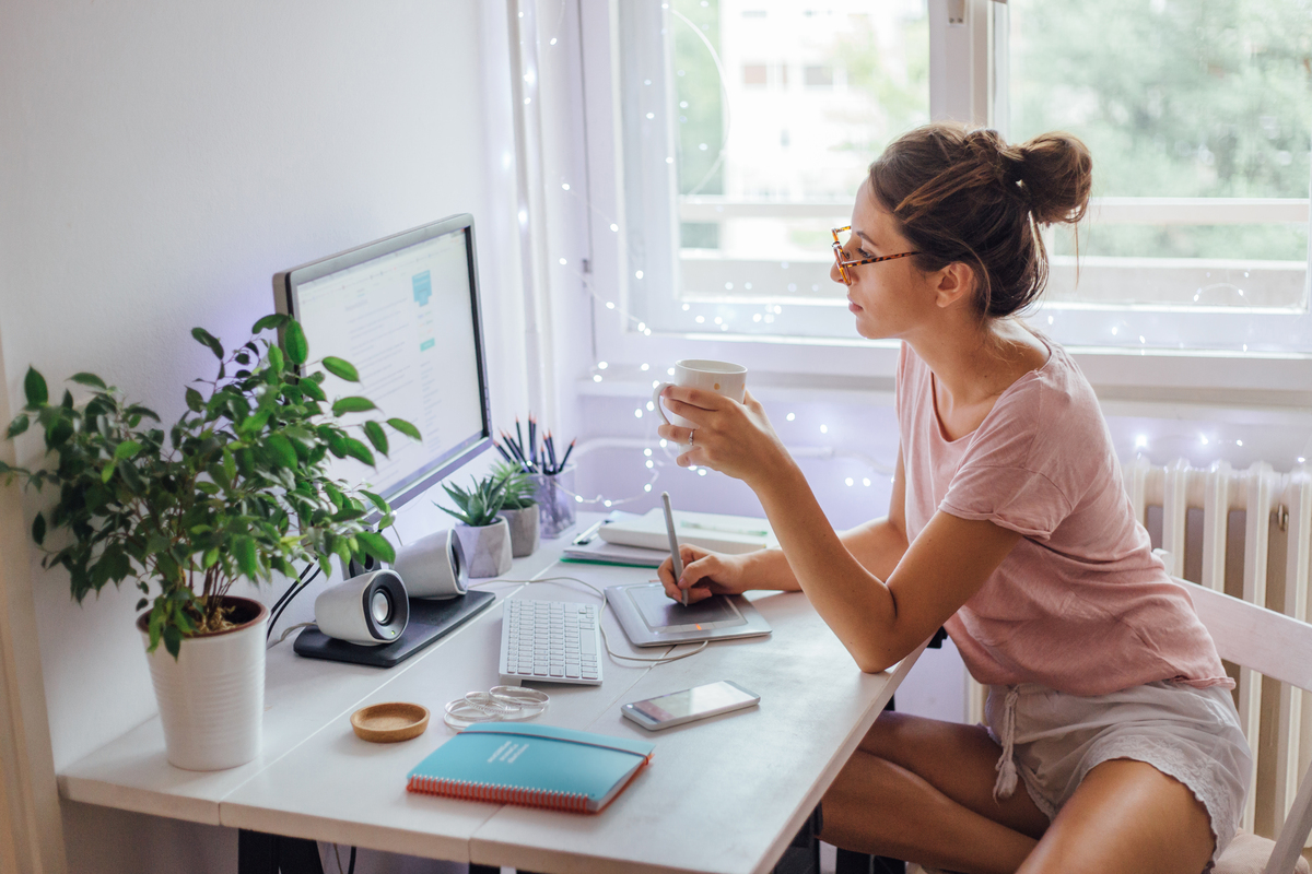 What Is a Media Kit? (+How It's Different From a Press Kit)