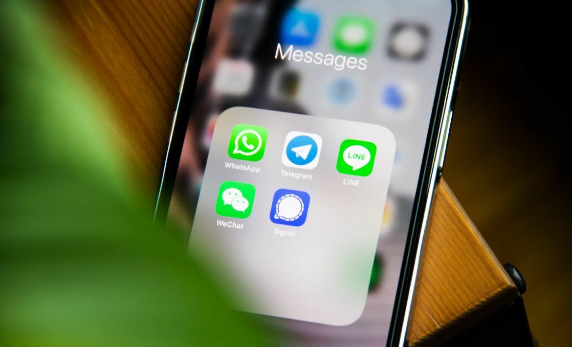 What is messenger-based selling?