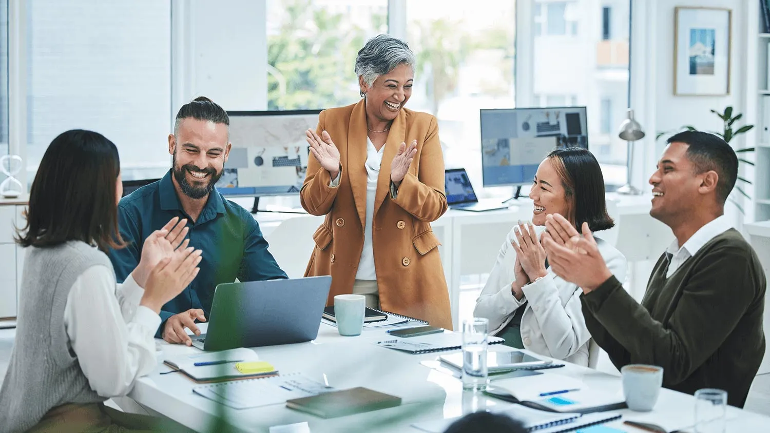 6 Easy Ways to Celebrate Customer Service Week All Year Long