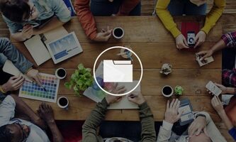 WHY THE BIONIC C-SUITE NEEDS TEAMWORK