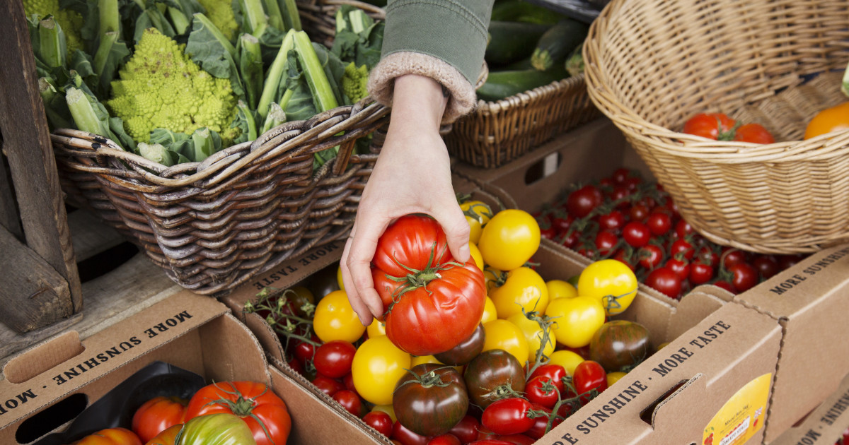 What Restaurants Need to Know About Sourcing Locally