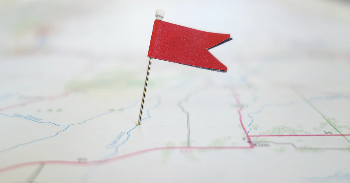 Location Marketing: When to Choose Geofencing, Geo-Targeting, or...