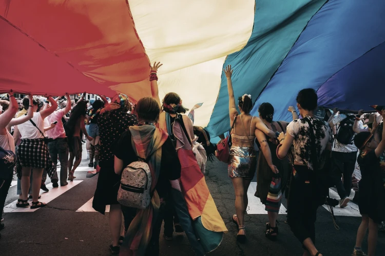 59 LGBTQIA+ Influencers Making A Difference