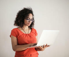 Positioning For Fast Thinking: Priming Your Buyer To Gain Market Advantage