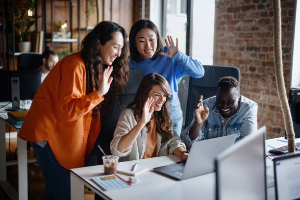 What Is a Hybrid Workplace? How to Organize and Manage It