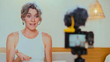 How to Collaborate with Micro-influencers (& Why You Should)