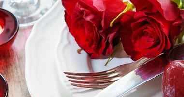 How EZ Texting Can Drive Valentine's Day Business