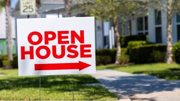 How to Conduct a Successful Real Estate Agent Open House