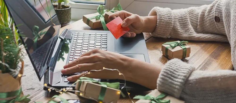 Want to win more customers this season? Give the gifts of transparency and convenience
