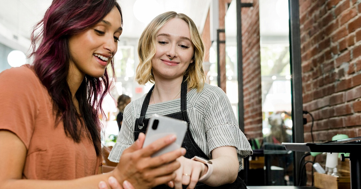 Using AI to improve customer experience