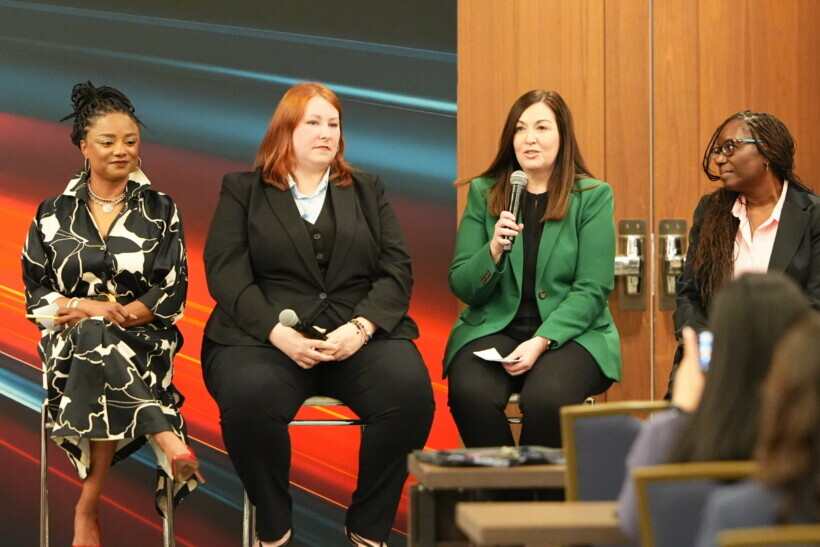 Spotlight: Accelerating women in customer experience leadership 