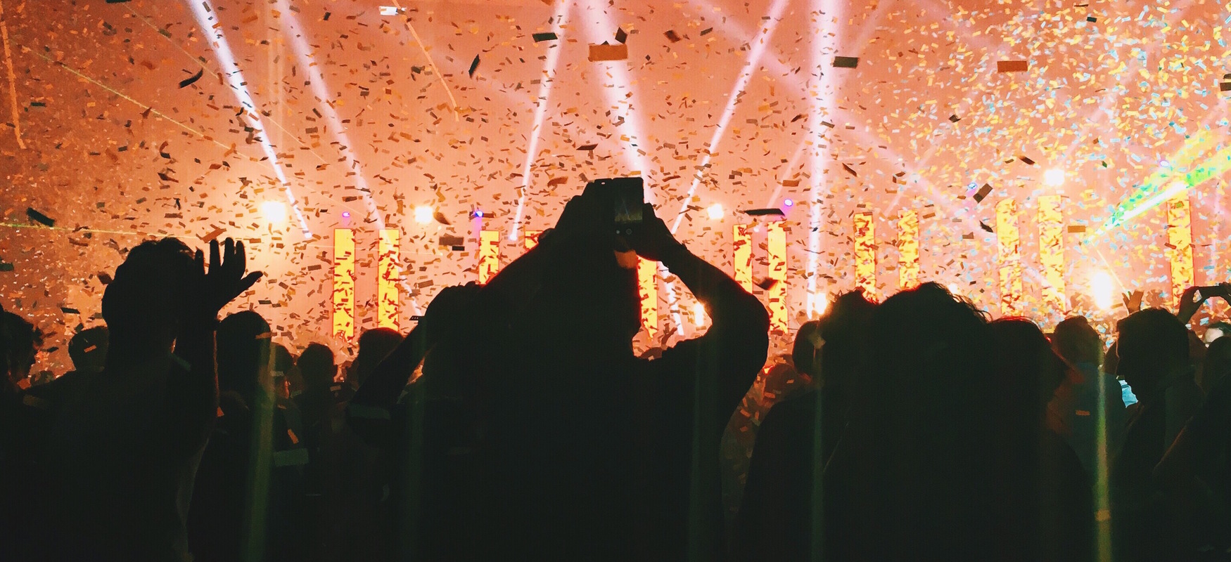 How Fans Are Using Social Media at Festivals