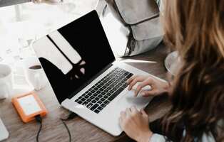 Save 8 Days a Year with These Keyboard Shortcuts for Social Media Managers