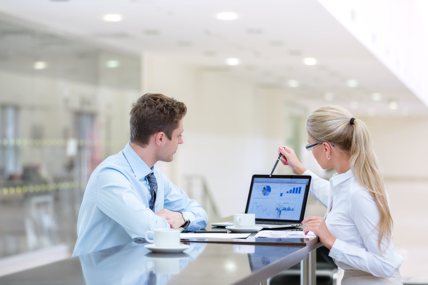 10 Tips to Implement a Sales Enablement Program