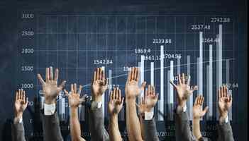 How Nutanix uses Clari for AI-powered sales and forecasting - with 99 percent adoption