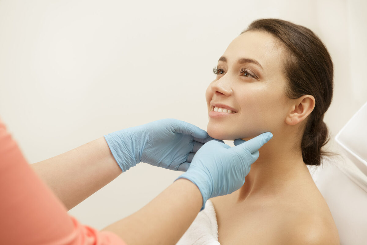 6 Skin Care Industry Trends Shaping The Landscape in 2024