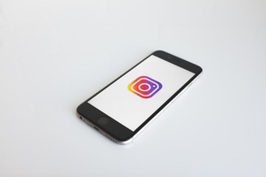 TOP-12 Instagram Niches for Growth and Making Money in 2022