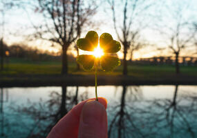 50+ Creative March Marketing Ideas (With Examples!)