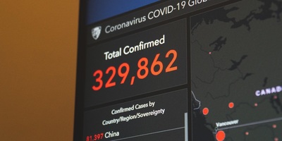Data Heroes in the War Against SARS-CoV-2: How the Open Source Community Responded to the Outbreak