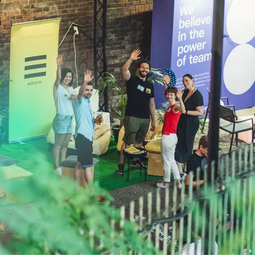 What is Social Proof and how to apply it in E-Commerce 