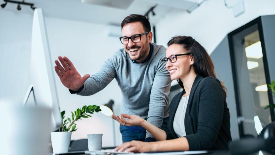 How to Hire, Coach, and Develop High-Performing Sales Managers