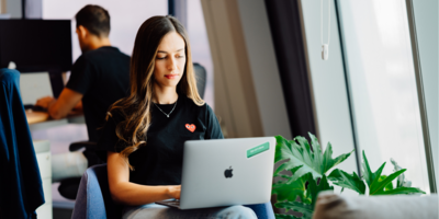 Customer onboarding guide: best practices, metrics, and FAQs