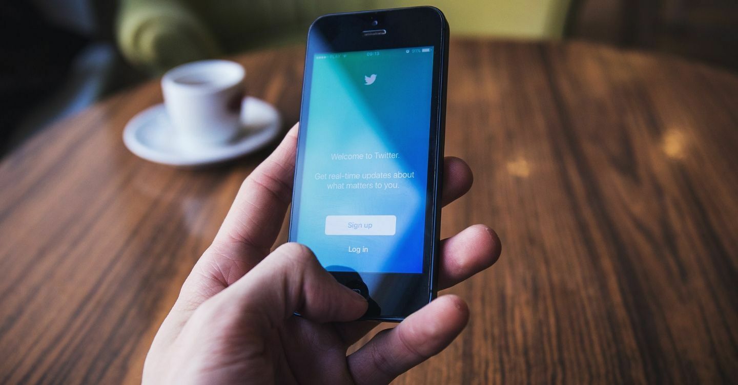 How Small Businesses Can Master Twitter