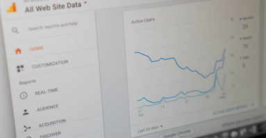 A Complete Guide to Using Google Analytics in CRO