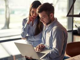 What is business to employee (B2E) and how can it impact e-commerce?