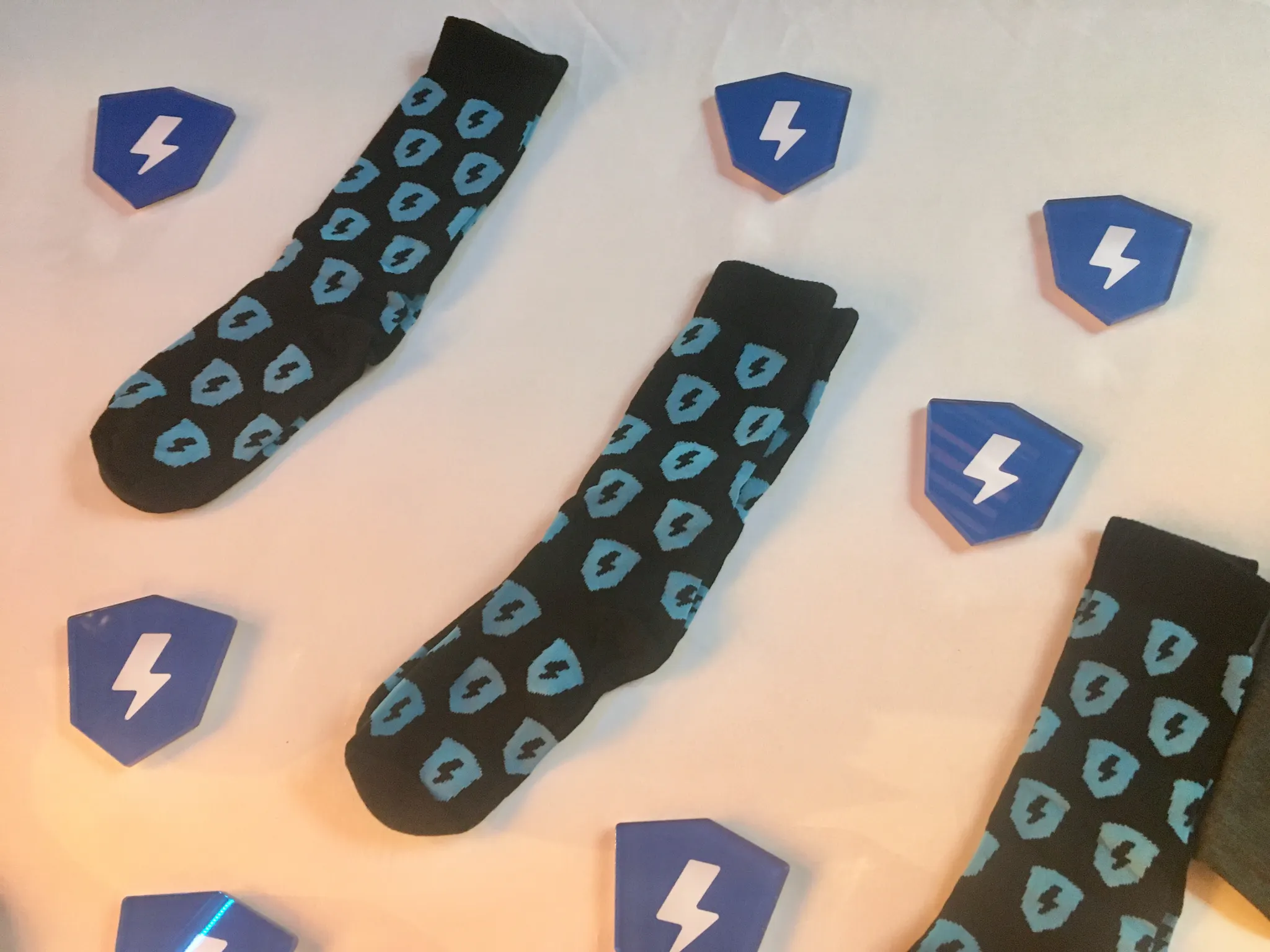 The 10 coolest things you can send prospects by adding direct mail into your sequences