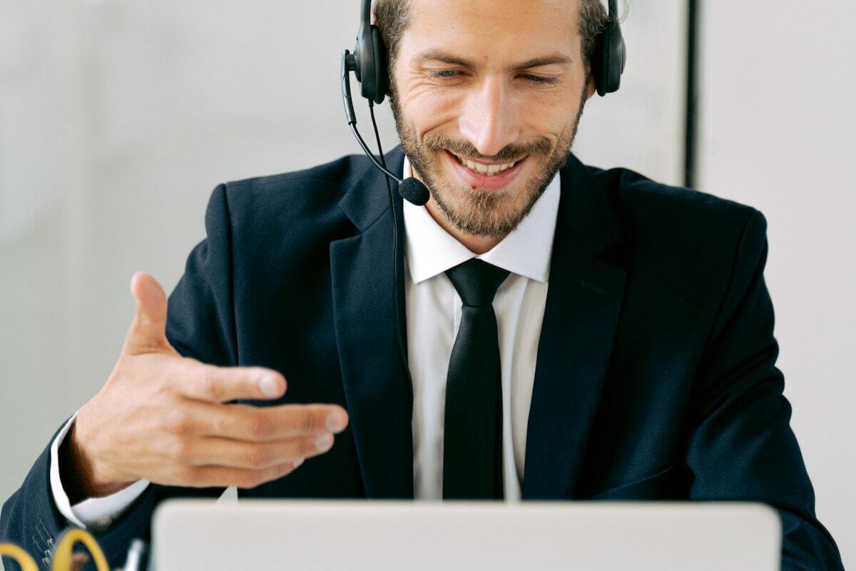 Ways to Ensure Customers Experience the Aha! Moment When Product Onboarding