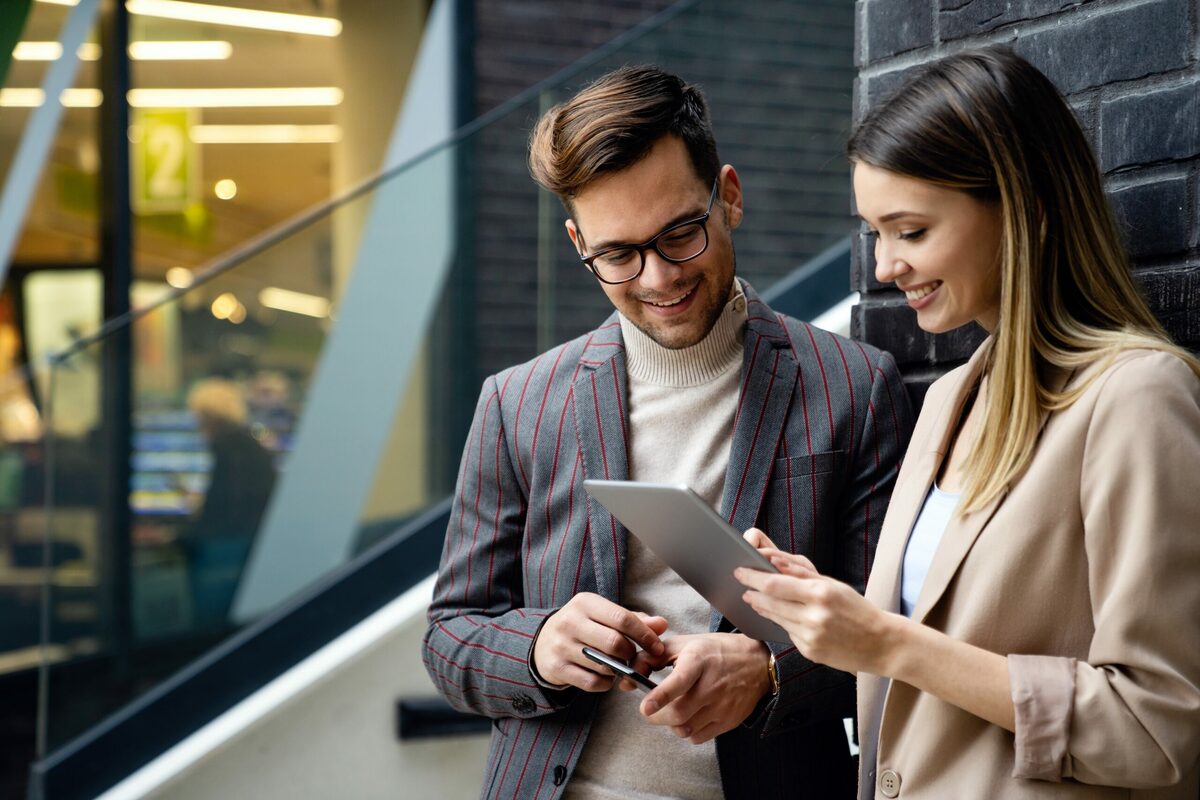 5 Ways Sales Teams Can Make the Legal Process Not Suck