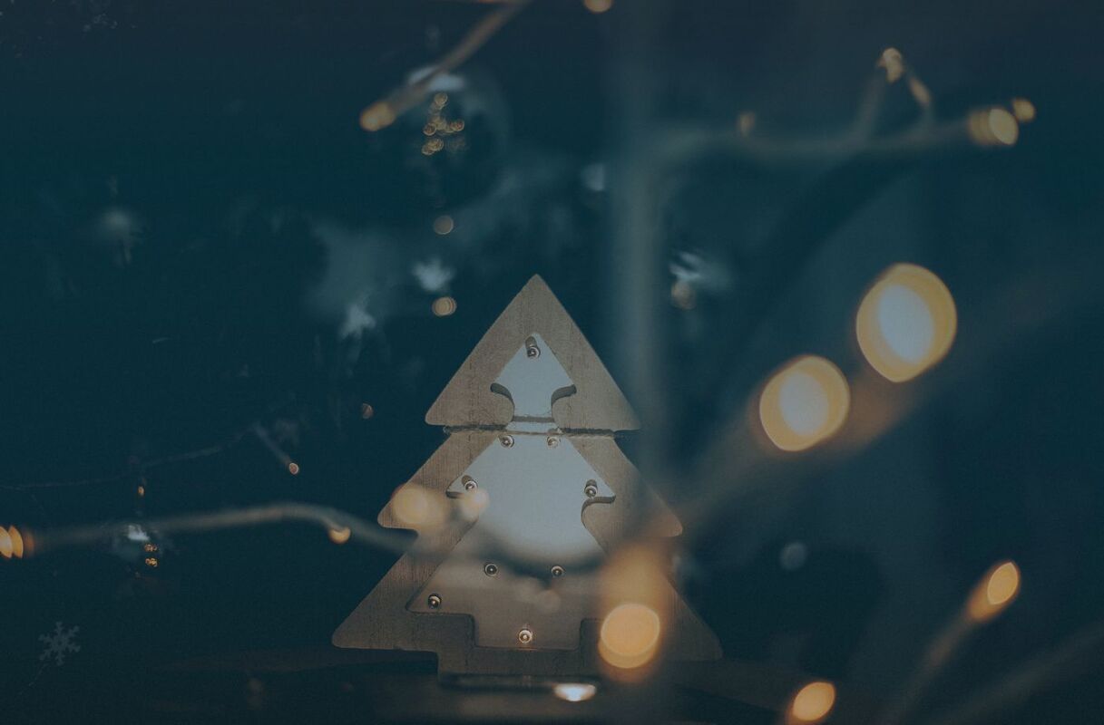 How to Use Social Listening to Track Seasonal Trends and Topics