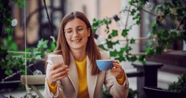 15 Best VoIP Services for Small Business (2023)